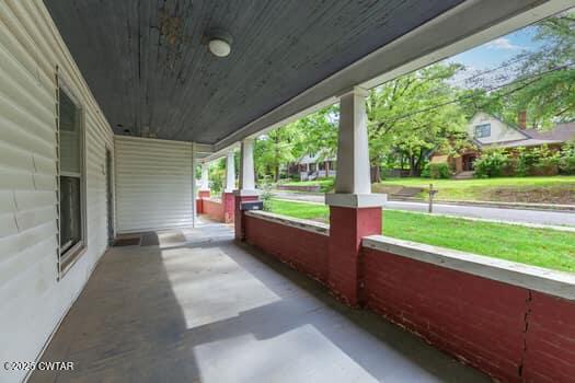 221 Crook Avenue