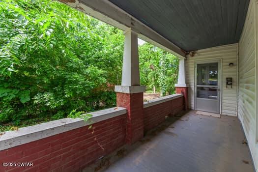 221 Crook Avenue