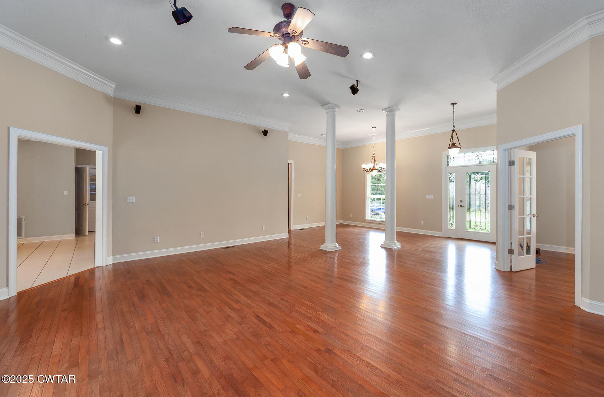 165 Hunters Glen Lane