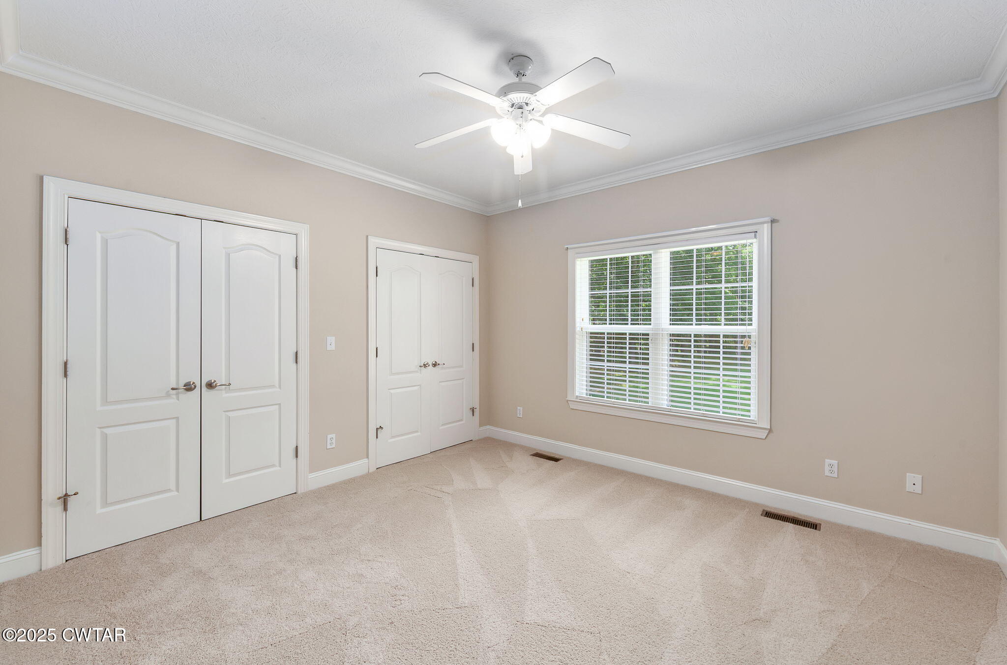 165 Hunters Glen Lane