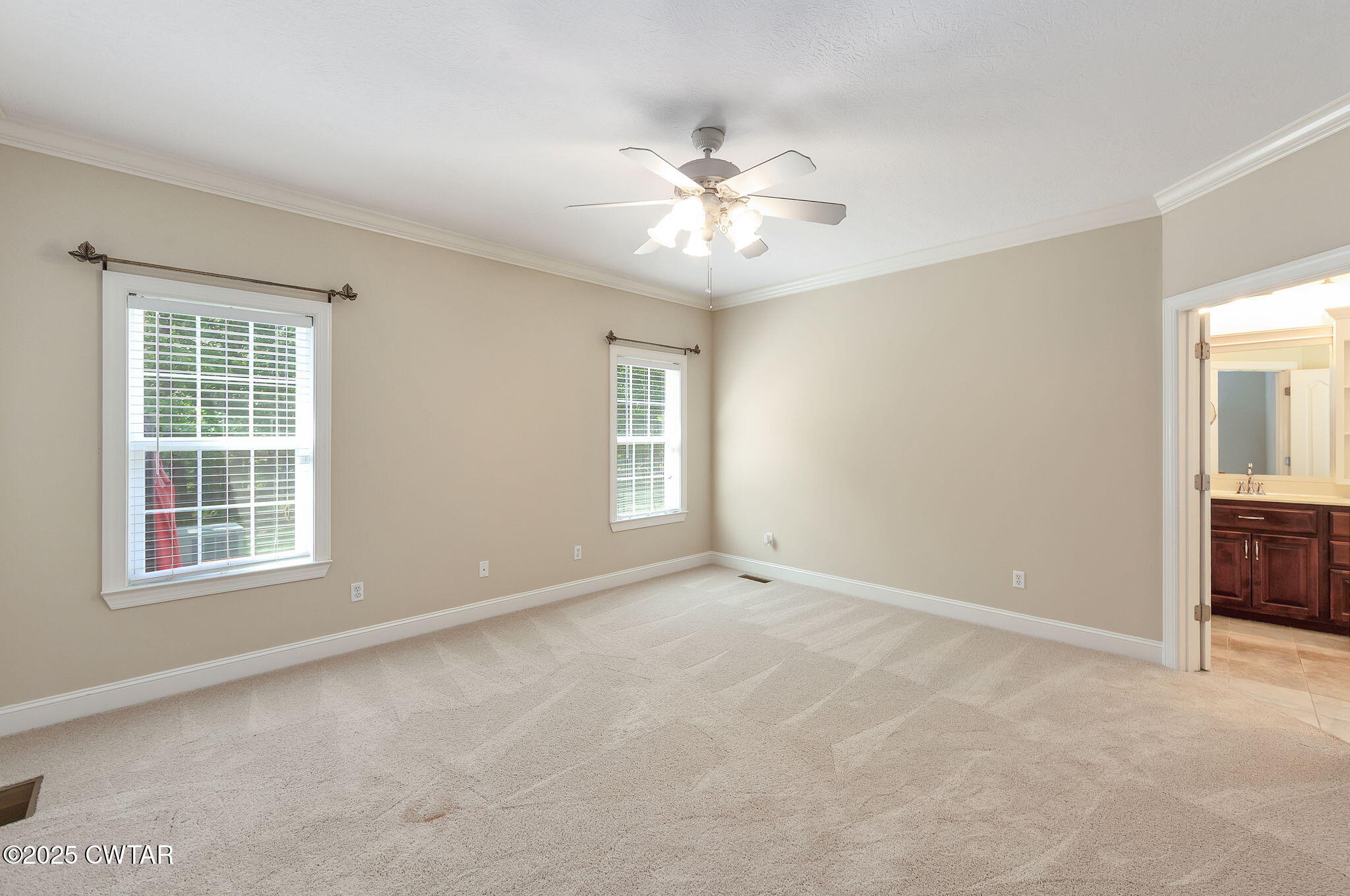 165 Hunters Glen Lane