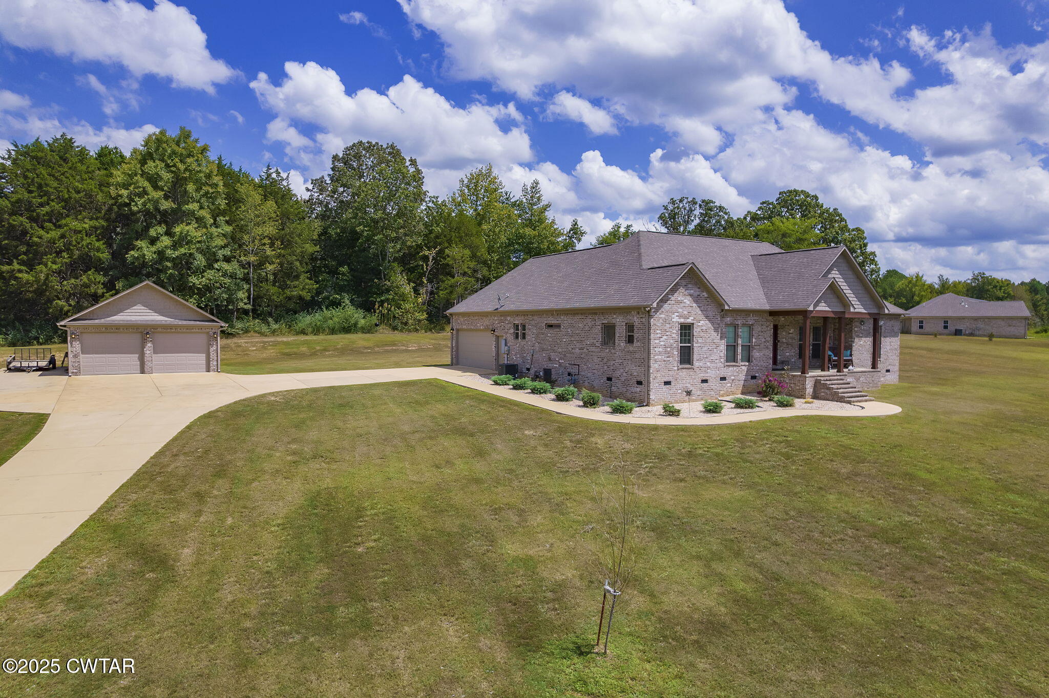 240 Greystone Cv Street