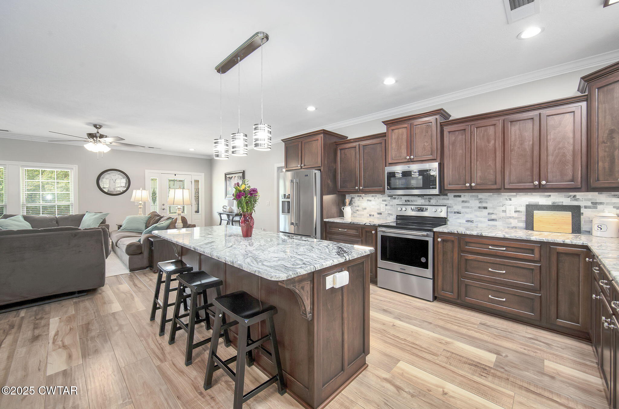 240 Greystone Cv Street