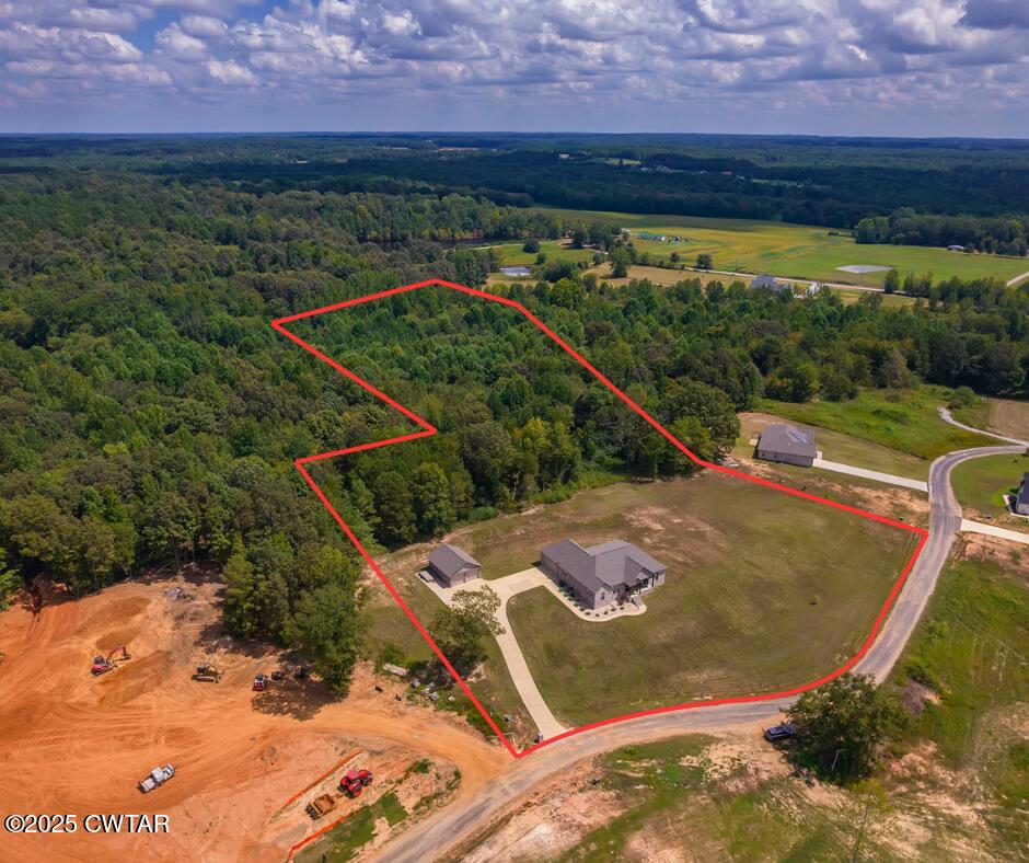 240 Greystone Cv Street