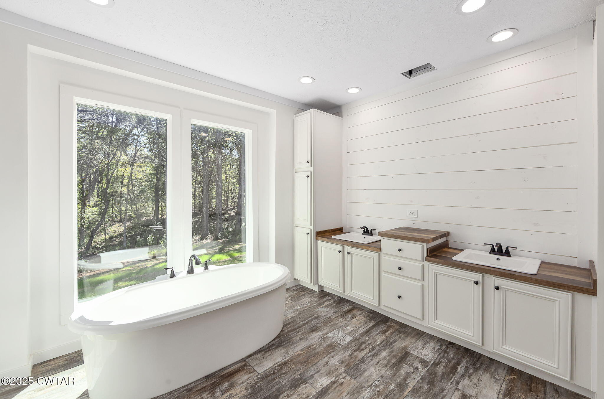 2885 Old Friendship Road