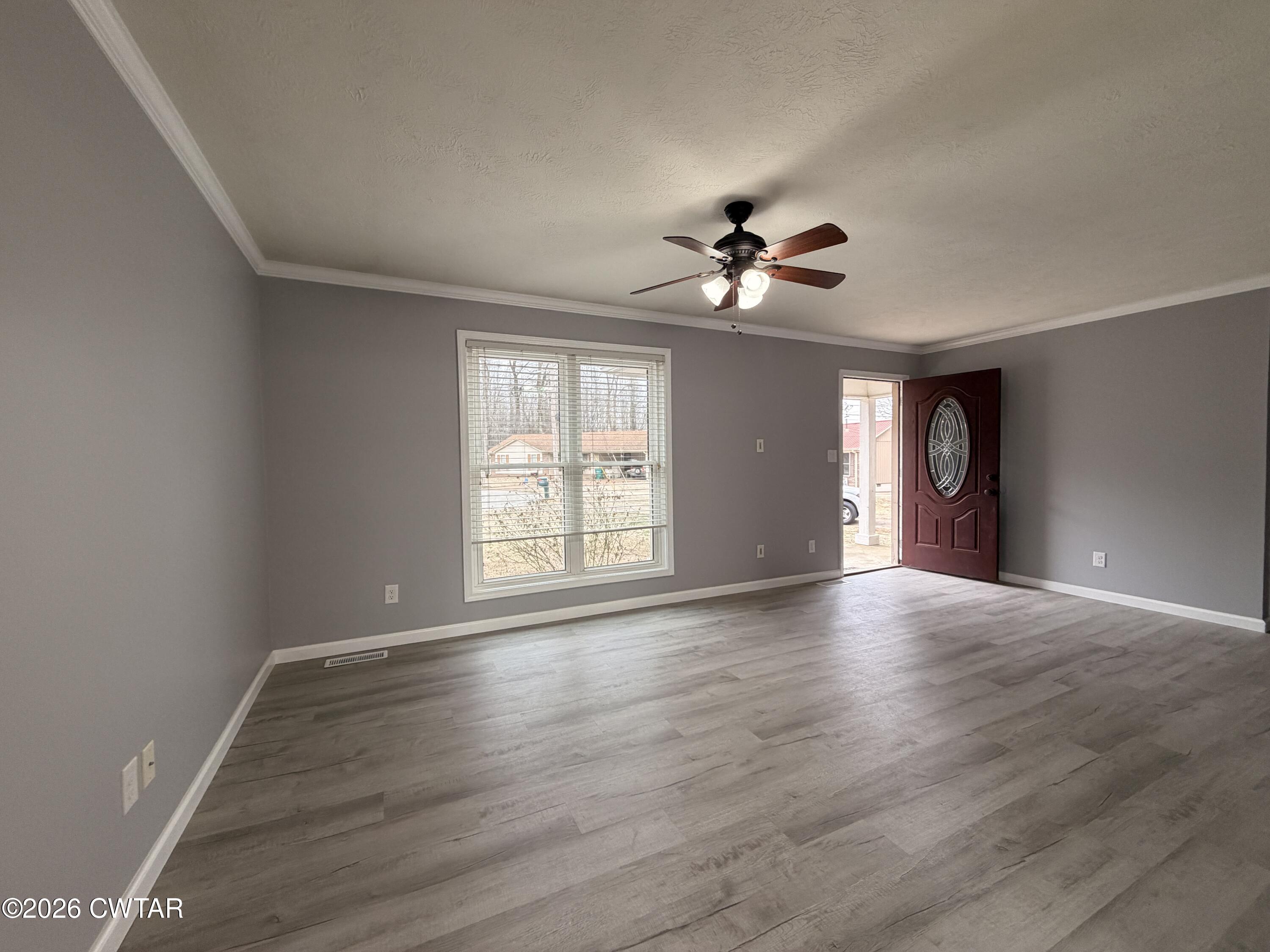 30 Dustin Cove