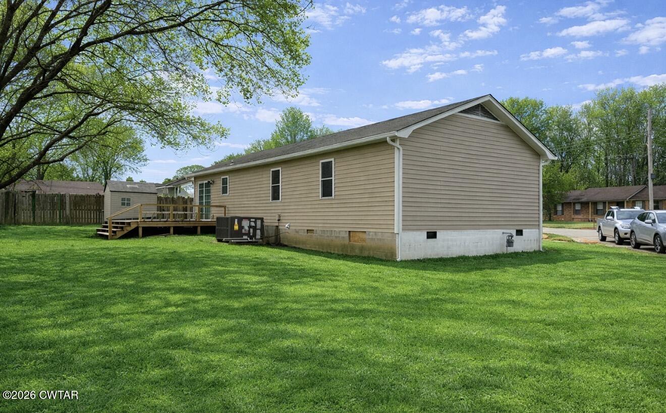 30 Dustin Cove