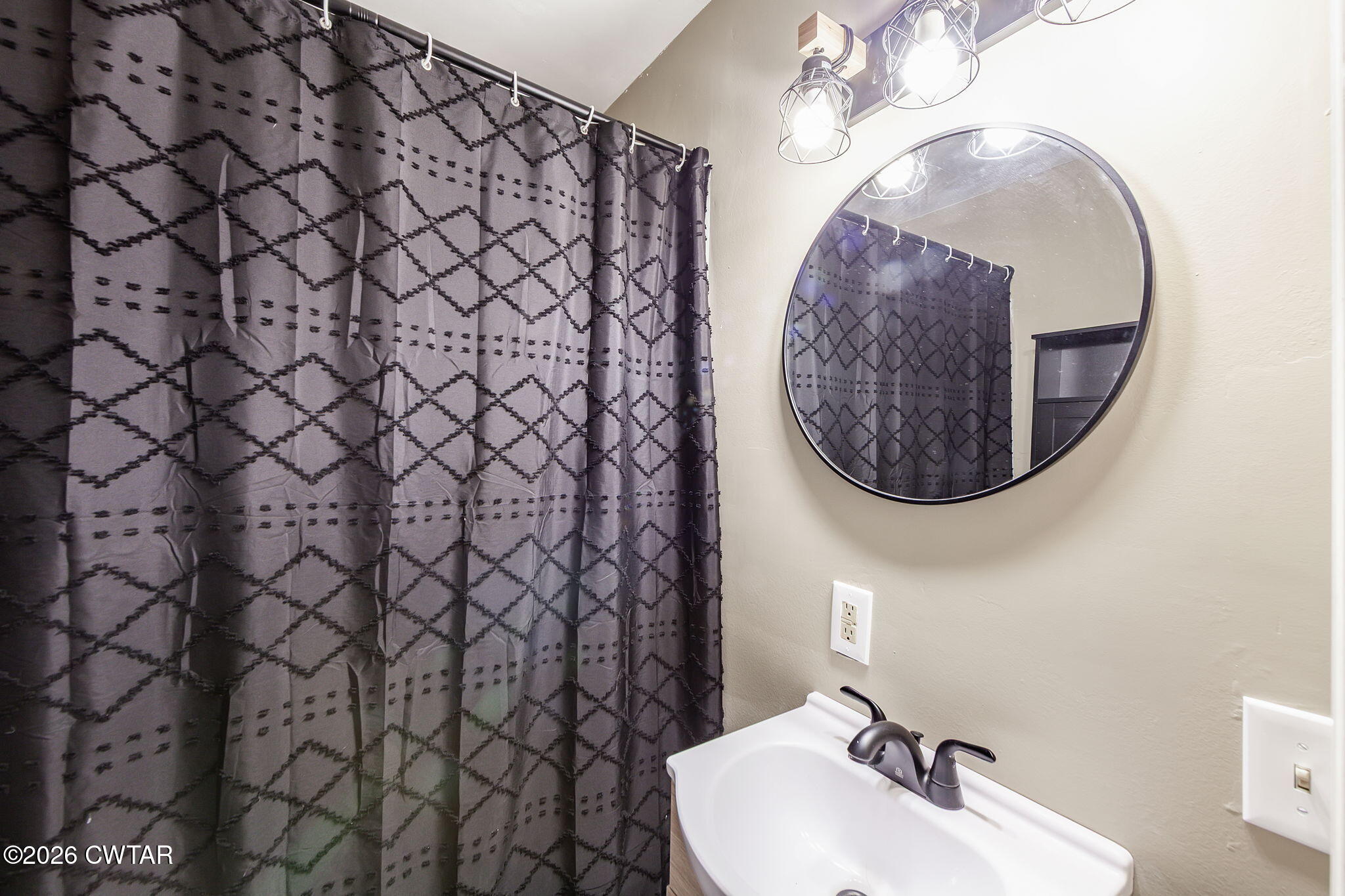 730 Old Montezuma Road