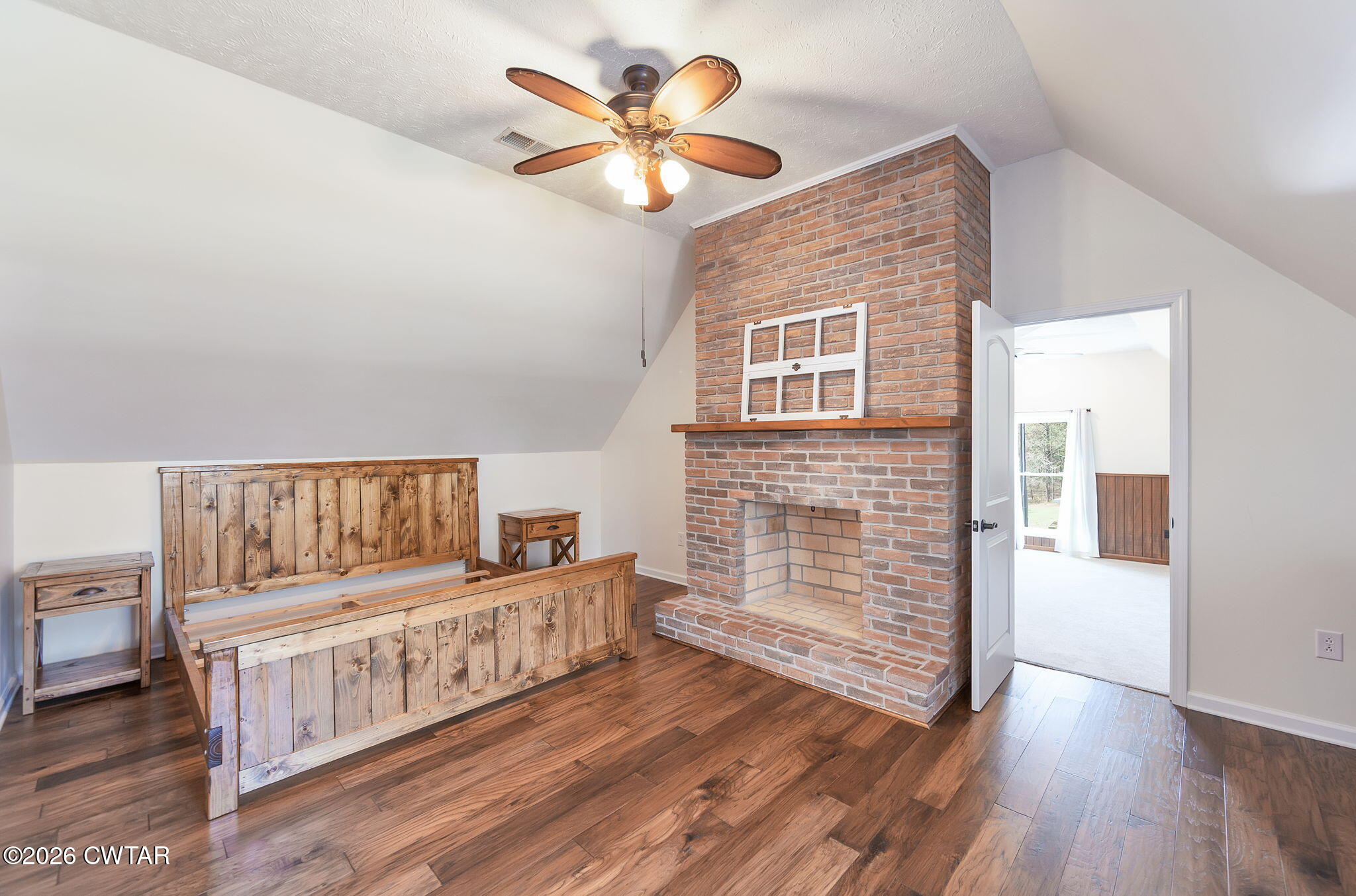 105 Center Hill-Wright Road