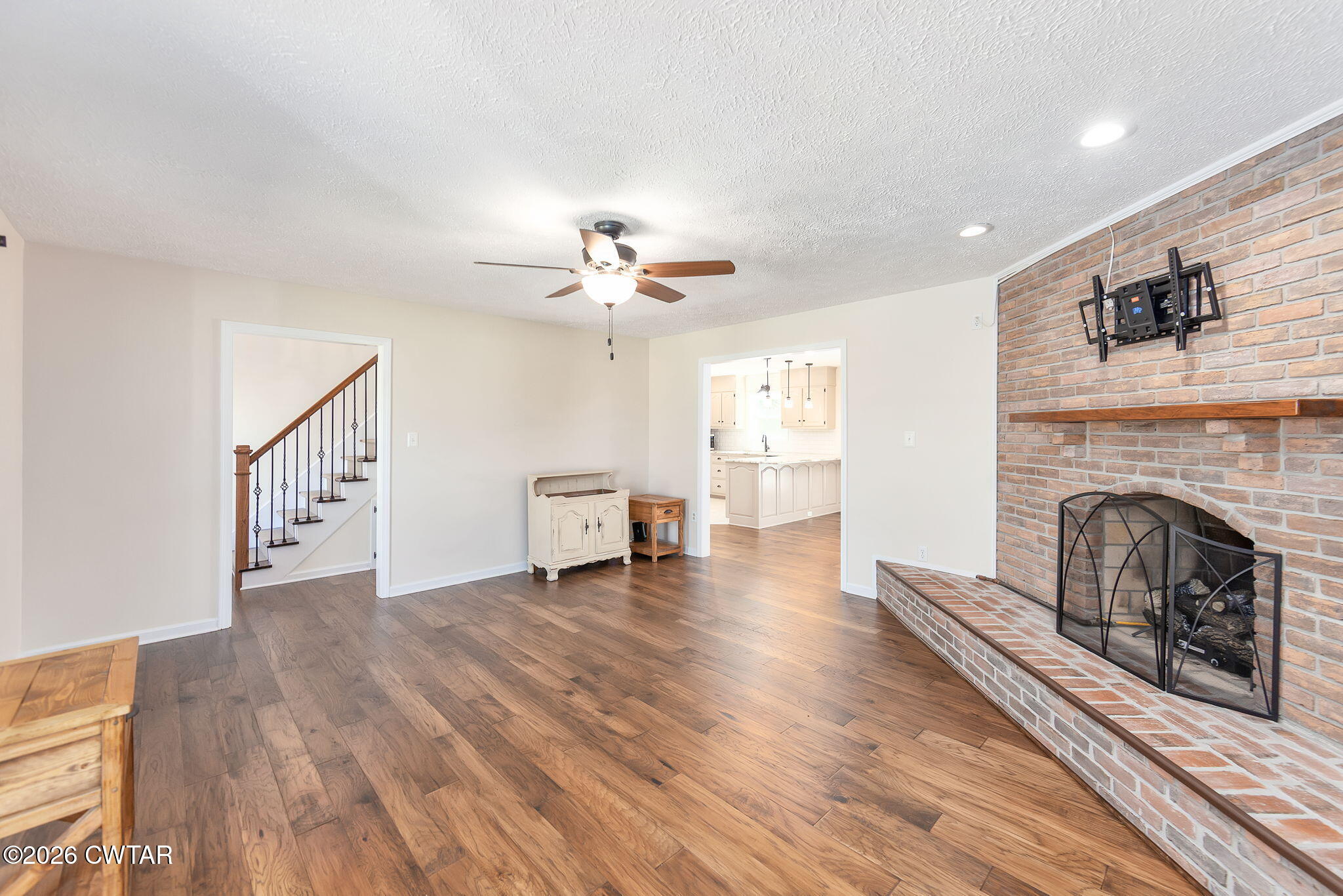 105 Center Hill-Wright Road