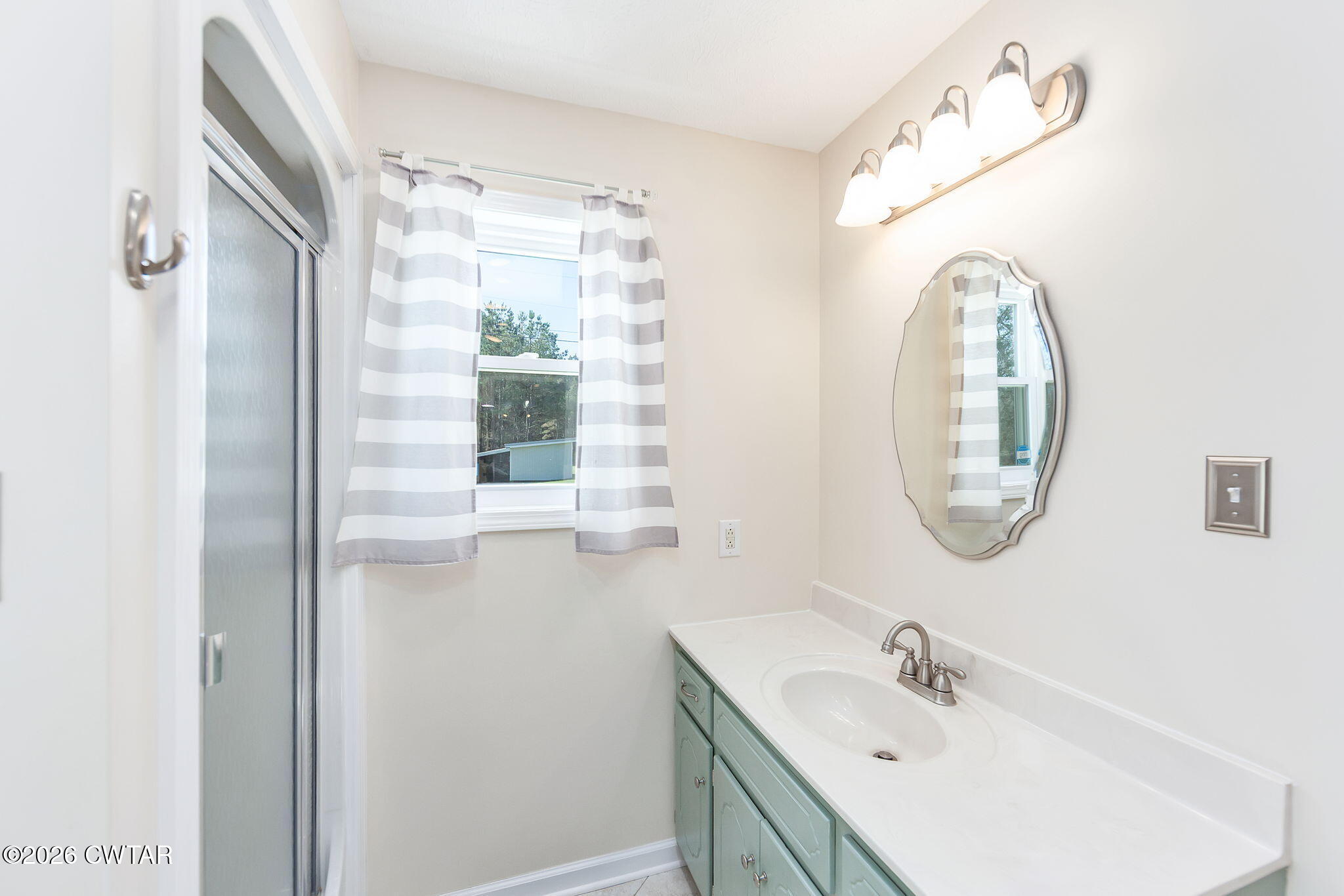 105 Center Hill-Wright Road