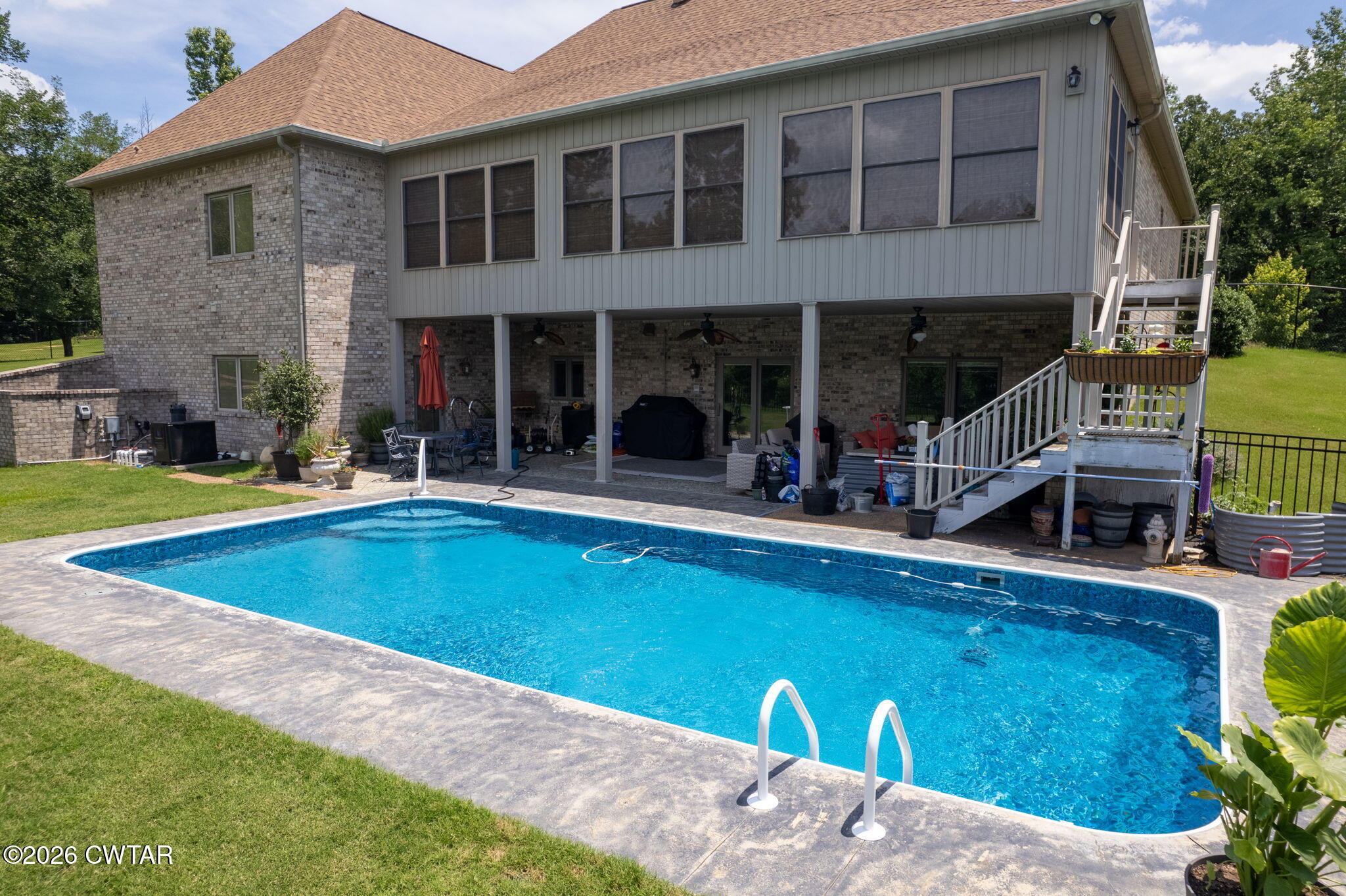 575 Homestead Lane