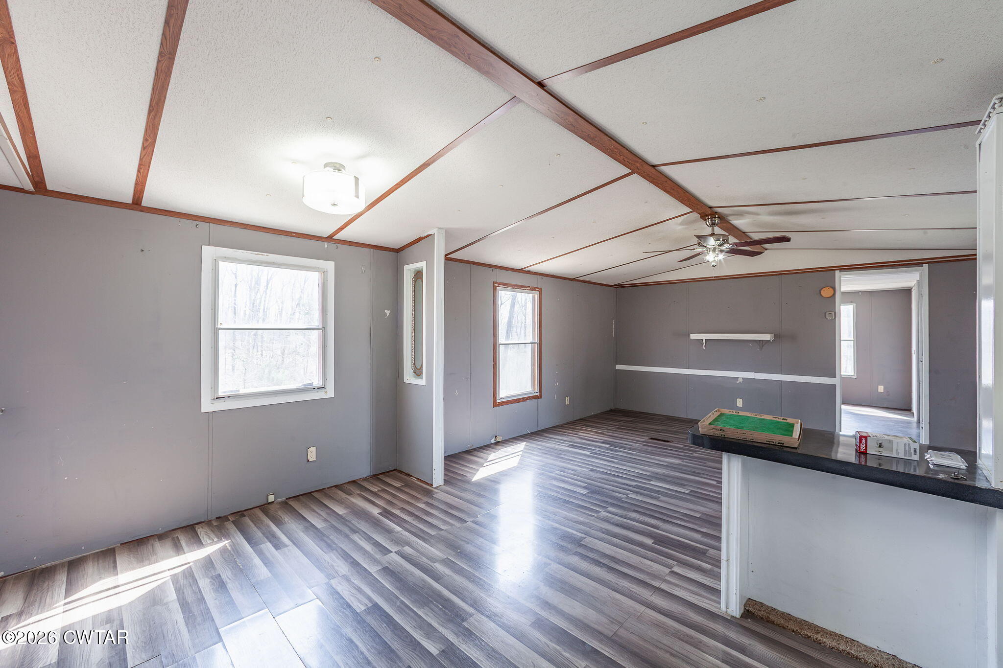 80 Peddy Vestal Loop