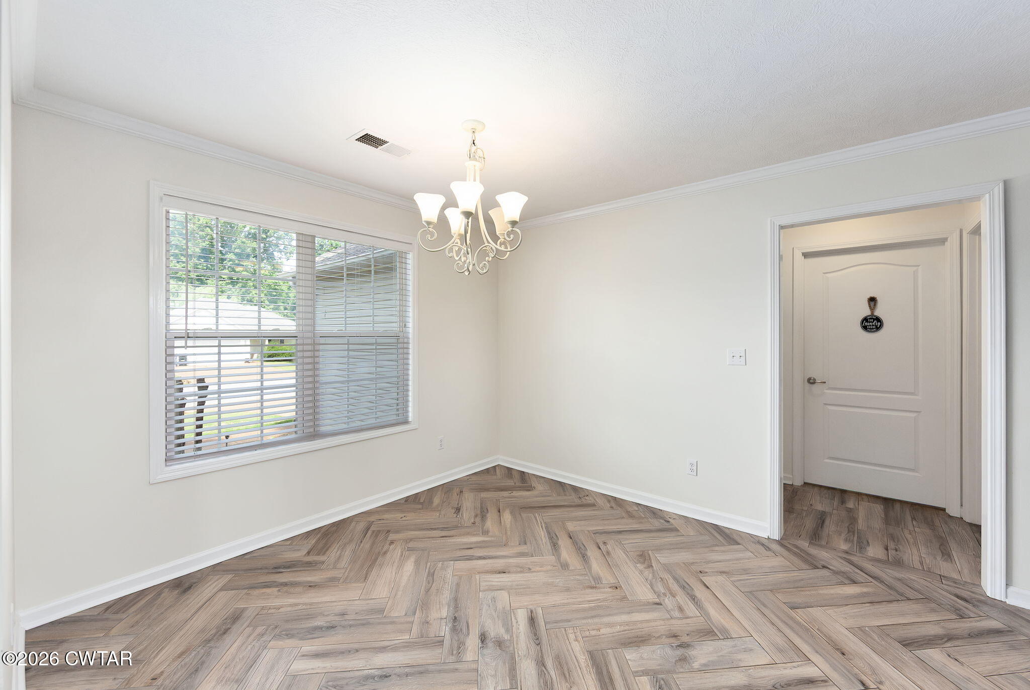 400 Marnie Loop