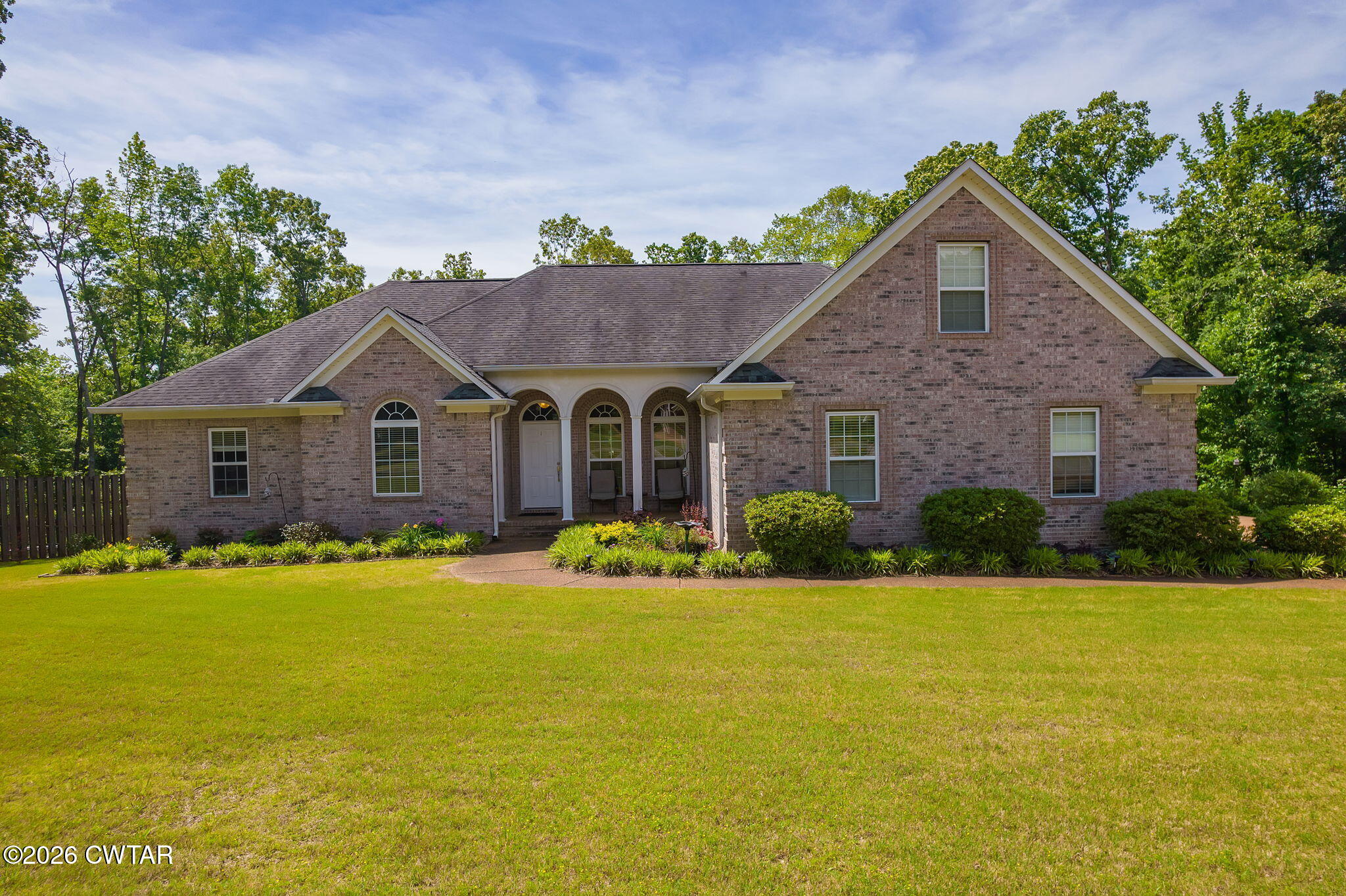 170 Hunters Glen Lane