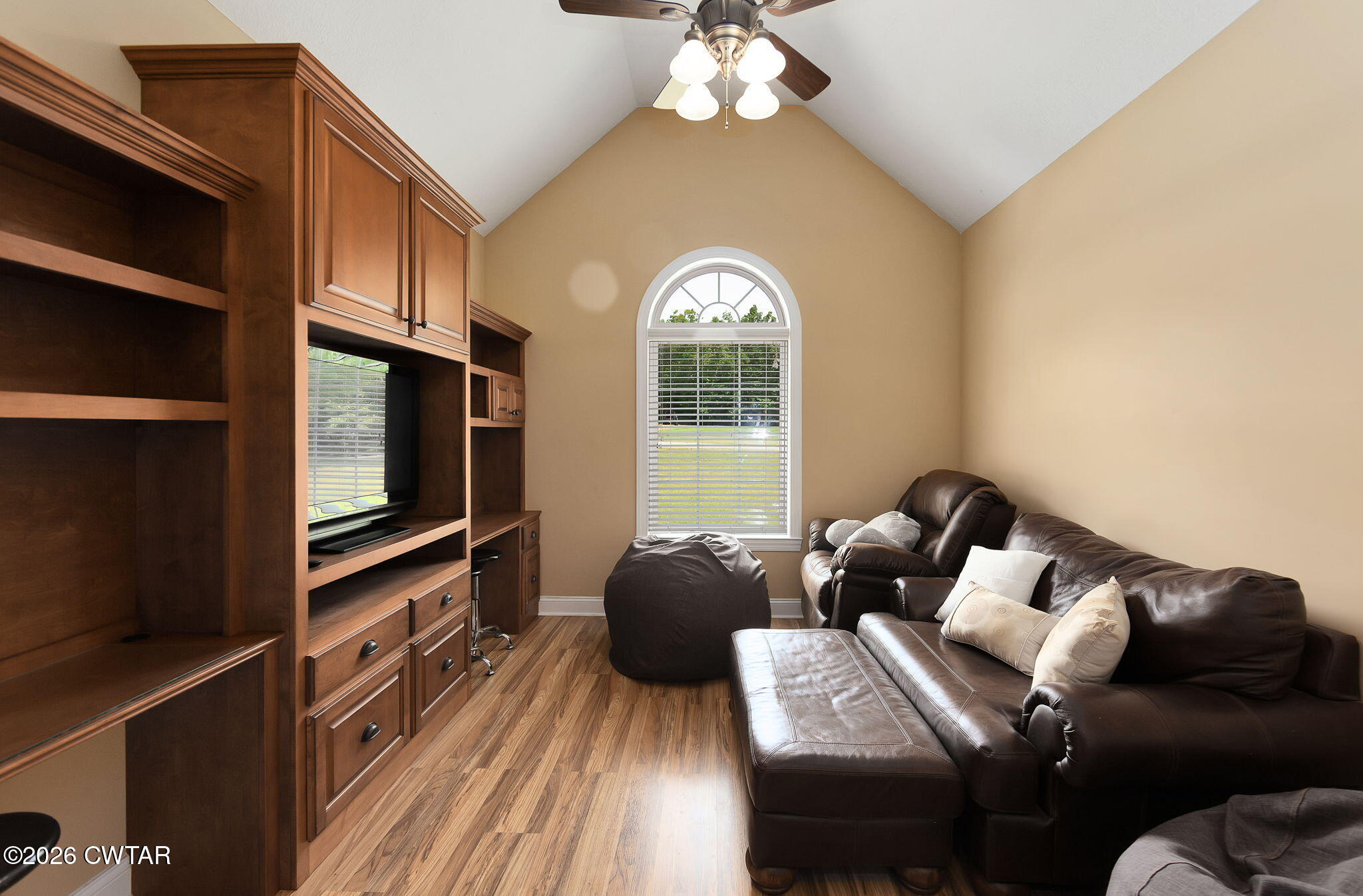170 Hunters Glen Lane