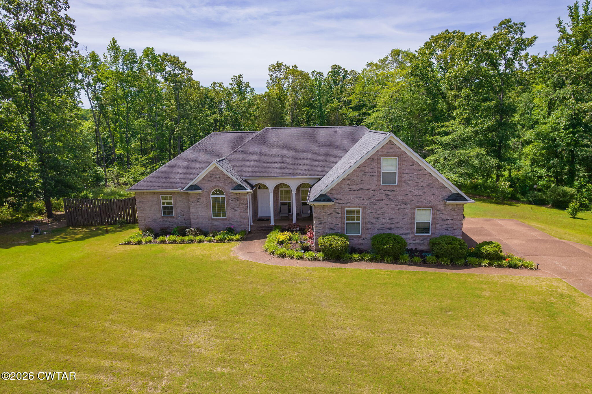 170 Hunters Glen Lane