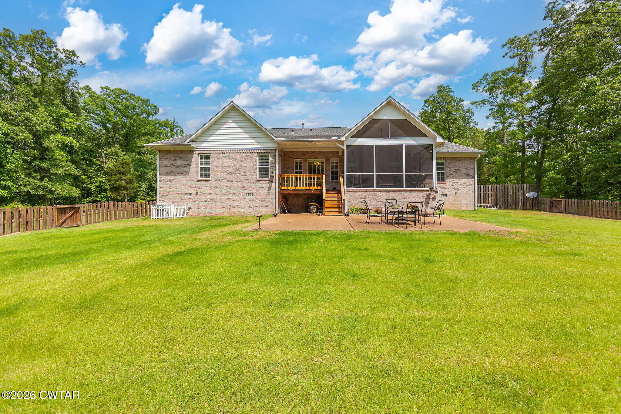 170 Hunters Glen Lane