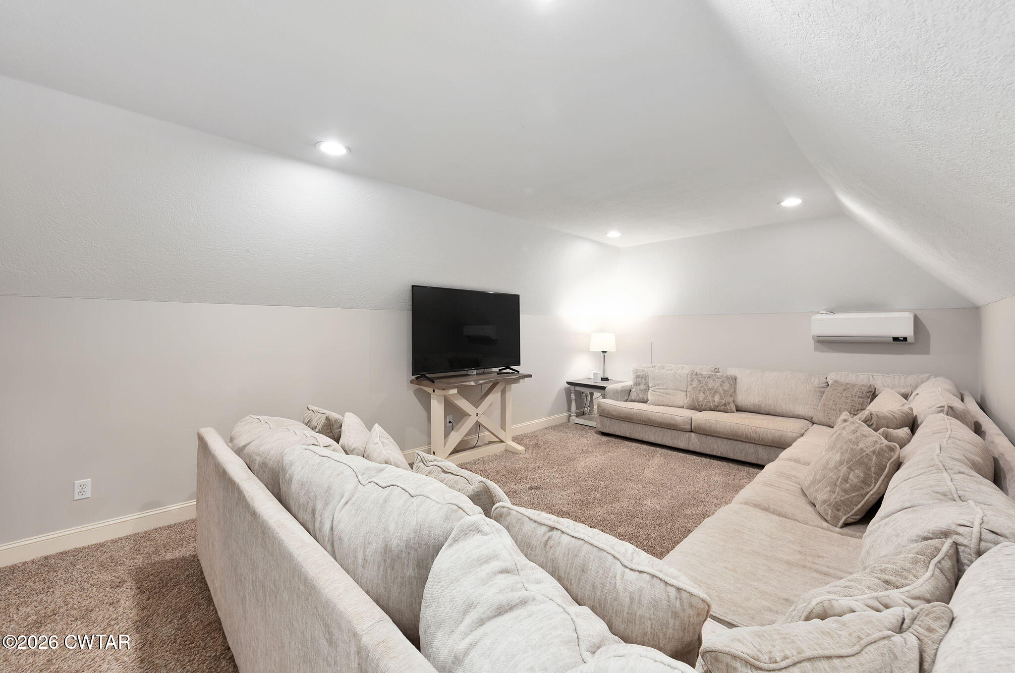 746 Oneal Lane