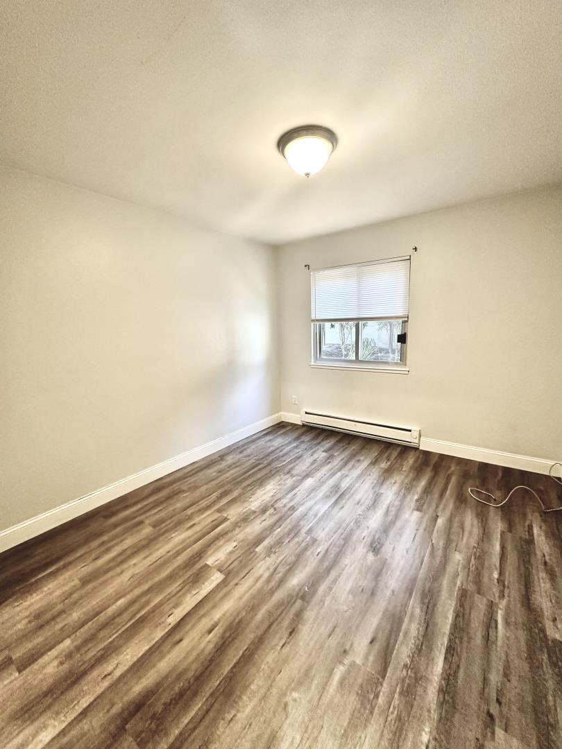 401 Piccadilly PL 9