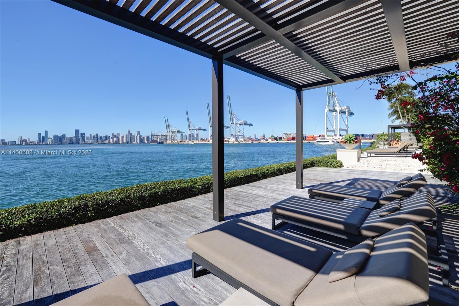 5235 Fisher Island Dr # 5235