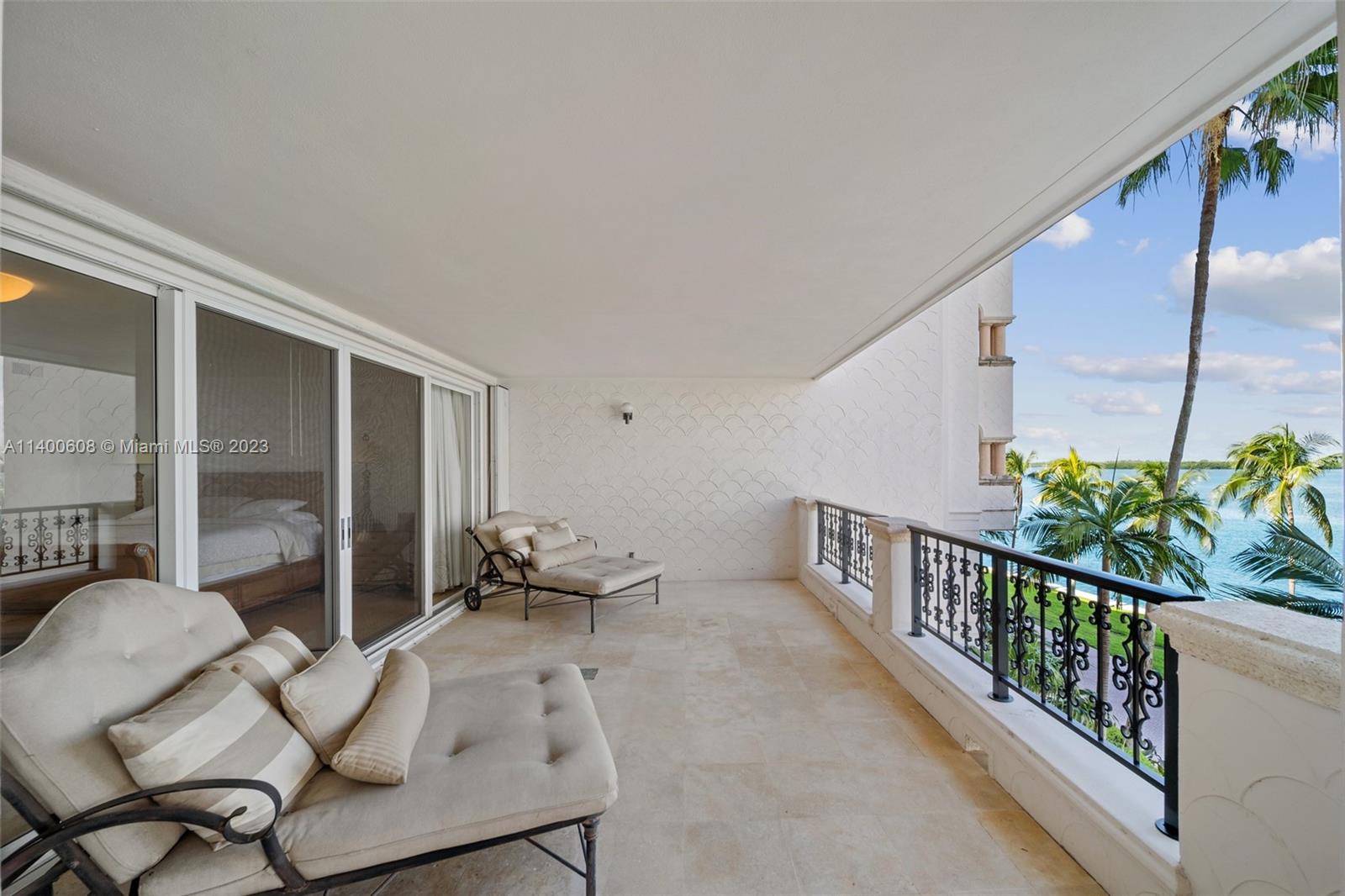 5235 Fisher Island Dr # 5235