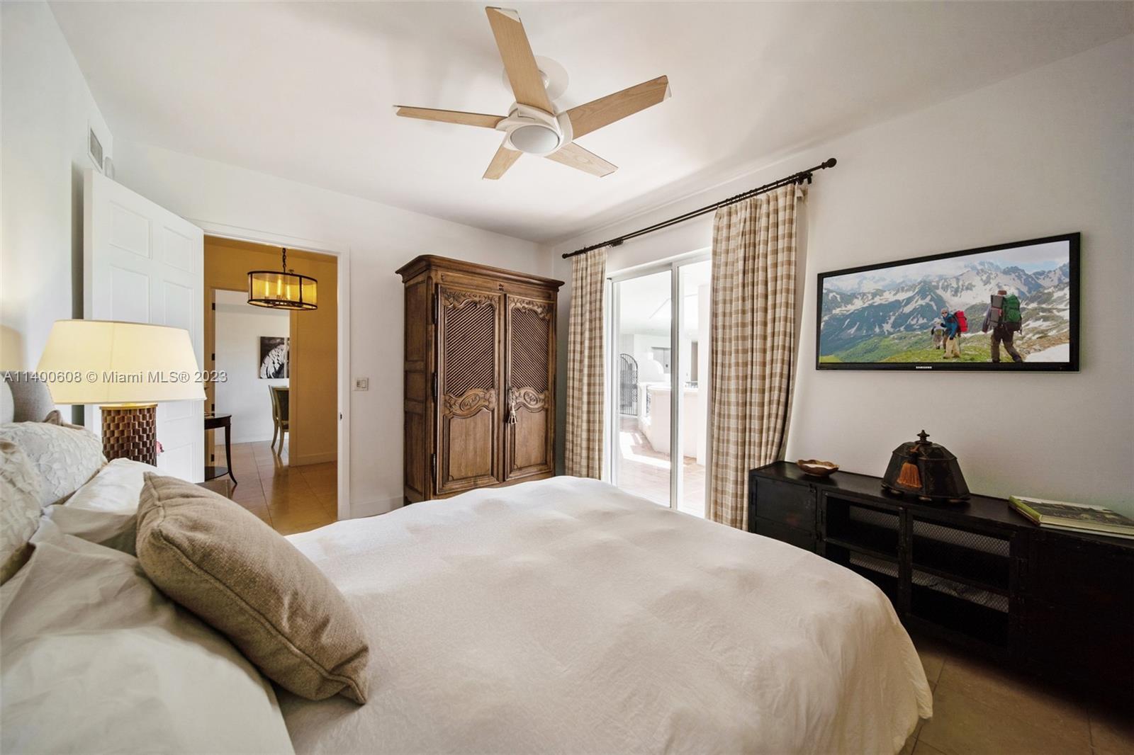 5235 Fisher Island Dr # 5235