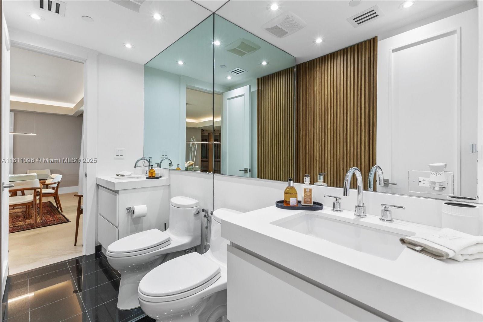 7964 Fisher Island Dr # 7964