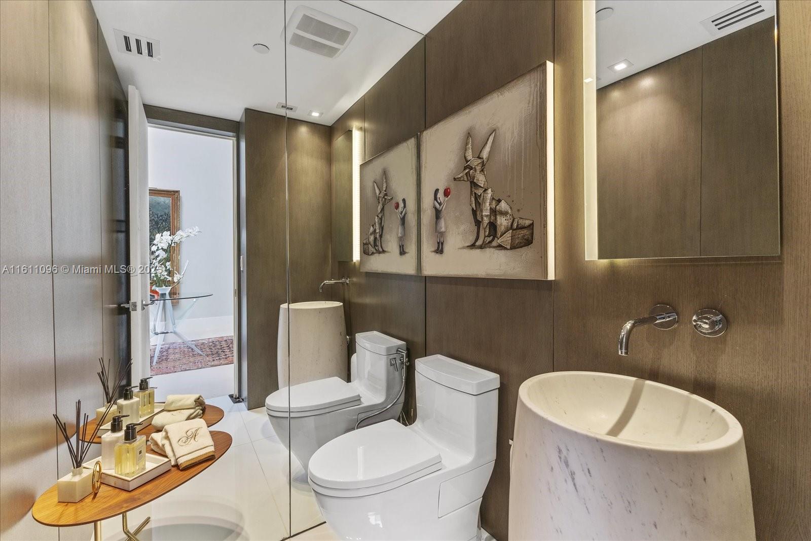 7964 Fisher Island Dr # 7964