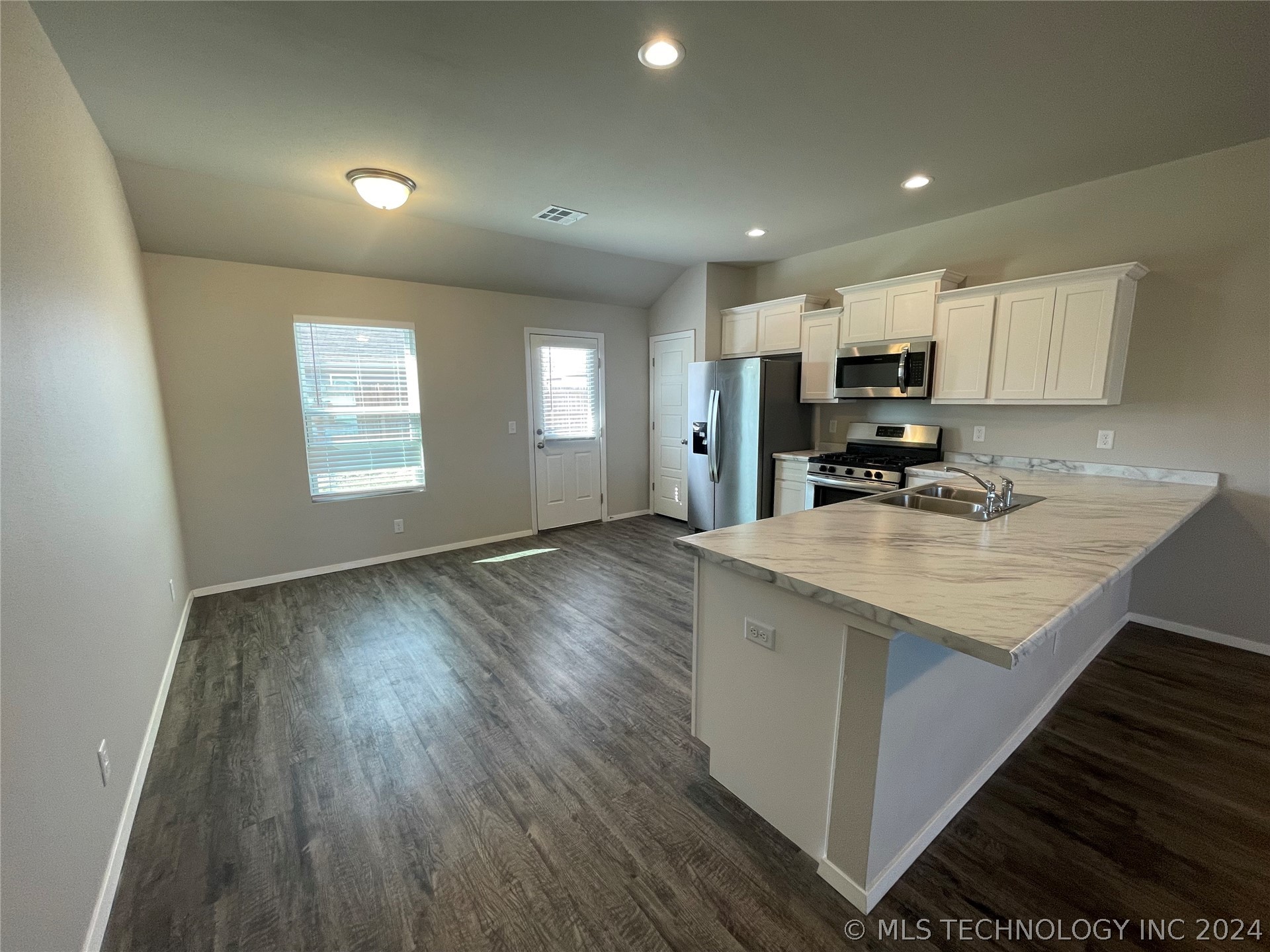 10014 E 107th Place North