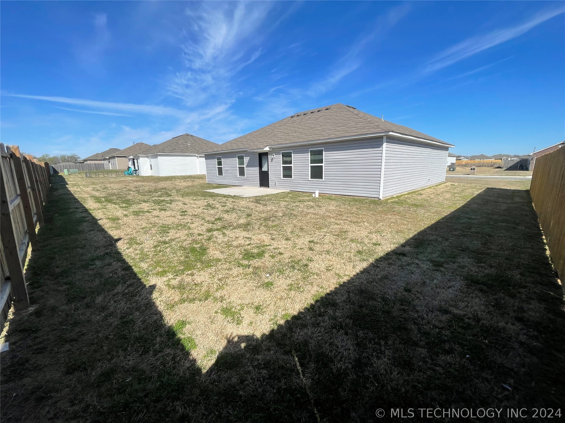 10014 E 107th Place North