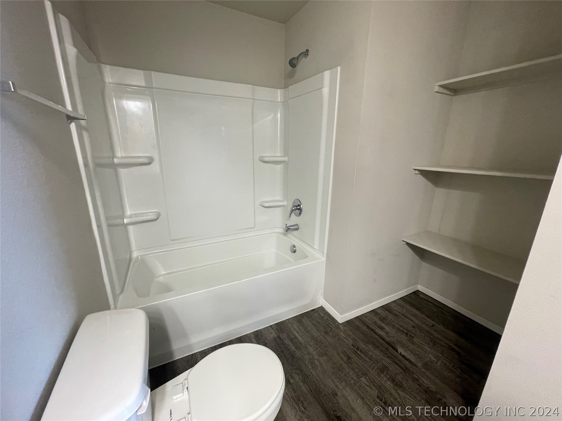 10014 E 107th Place North
