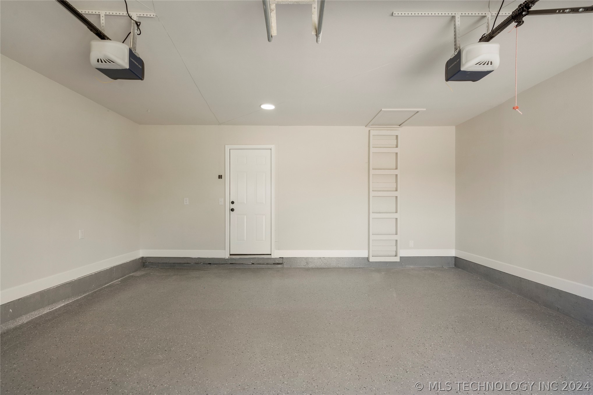 834 W Norman Street