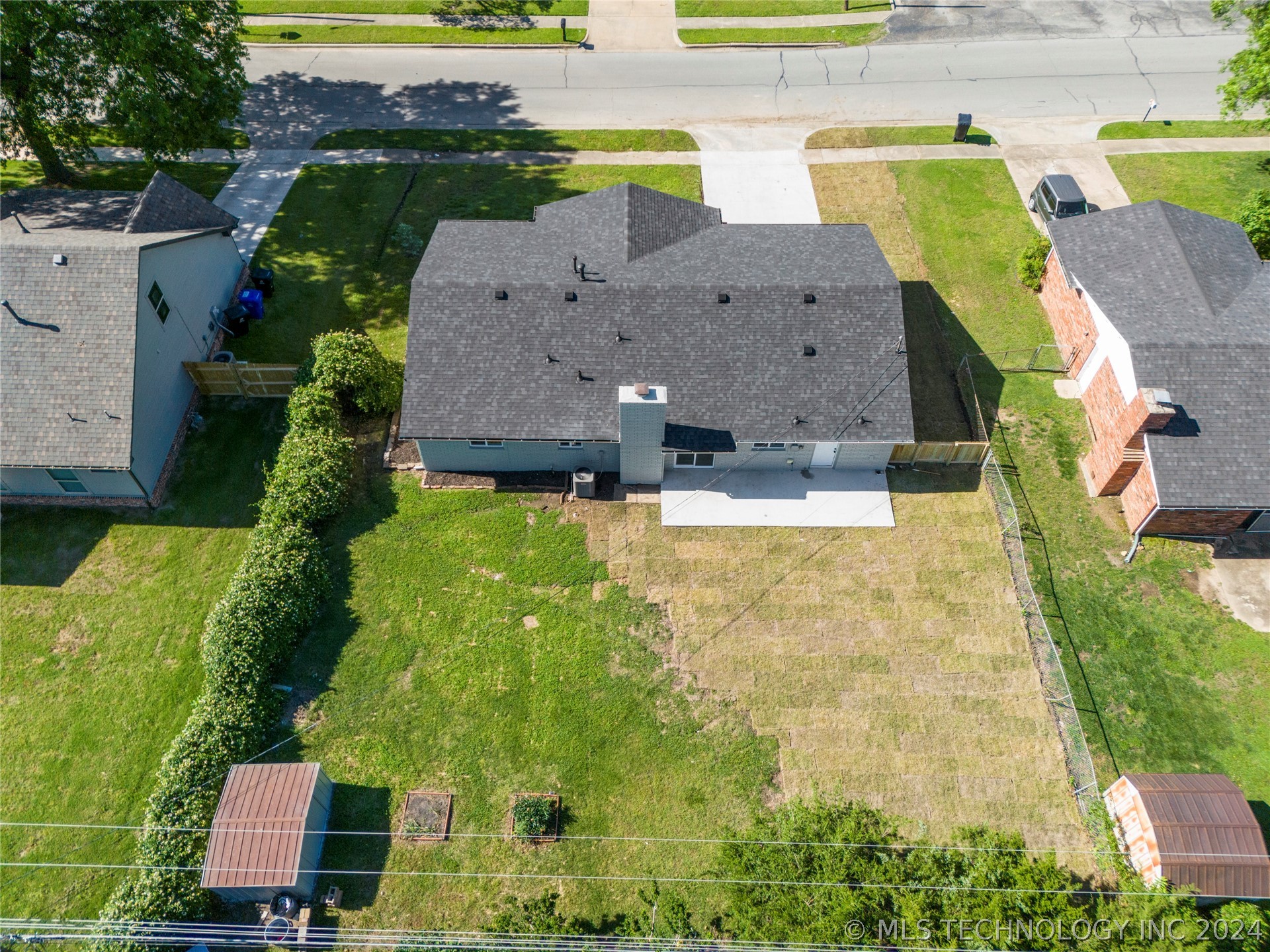 834 W Norman Street