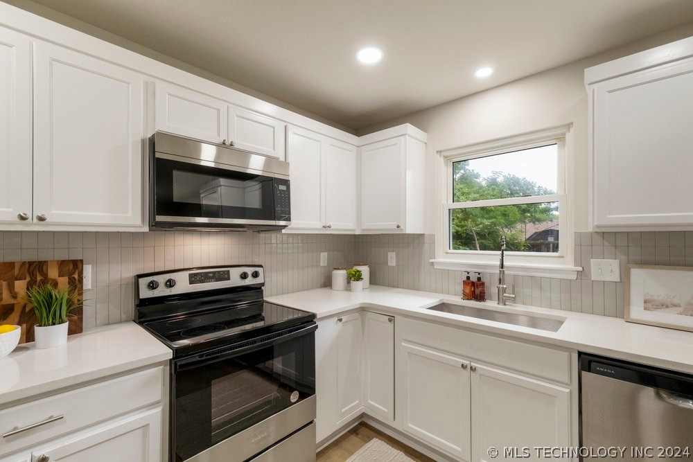 7365 S 69th East Avenue