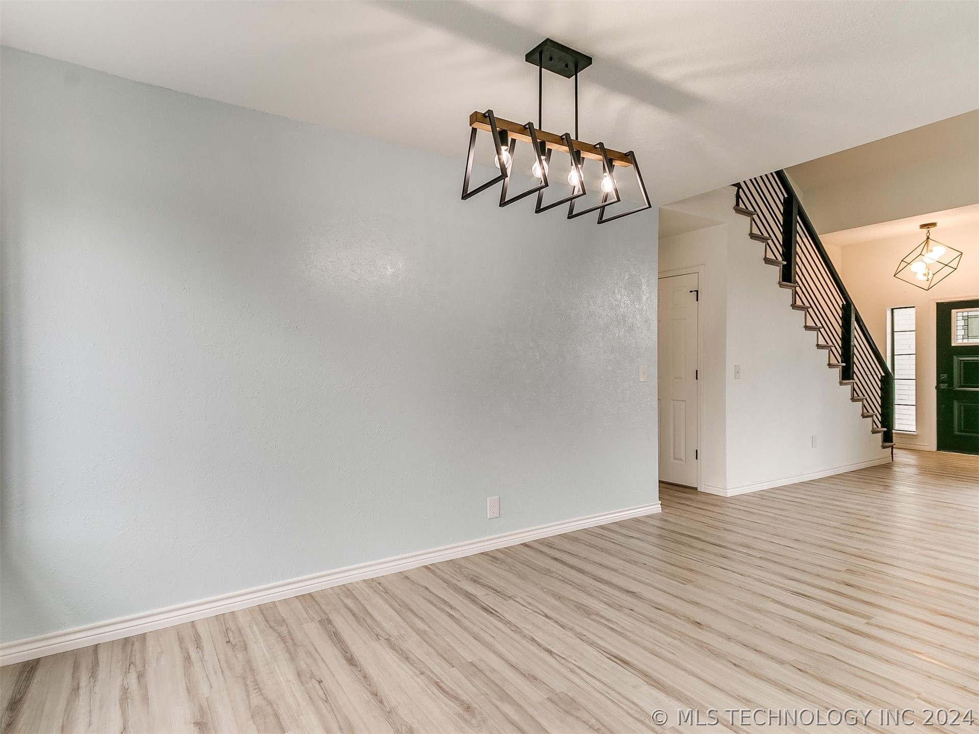 3601 S Rolling Oaks Drive