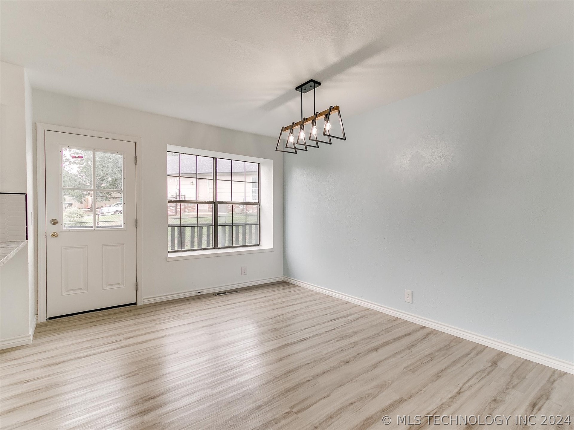 3601 S Rolling Oaks Drive
