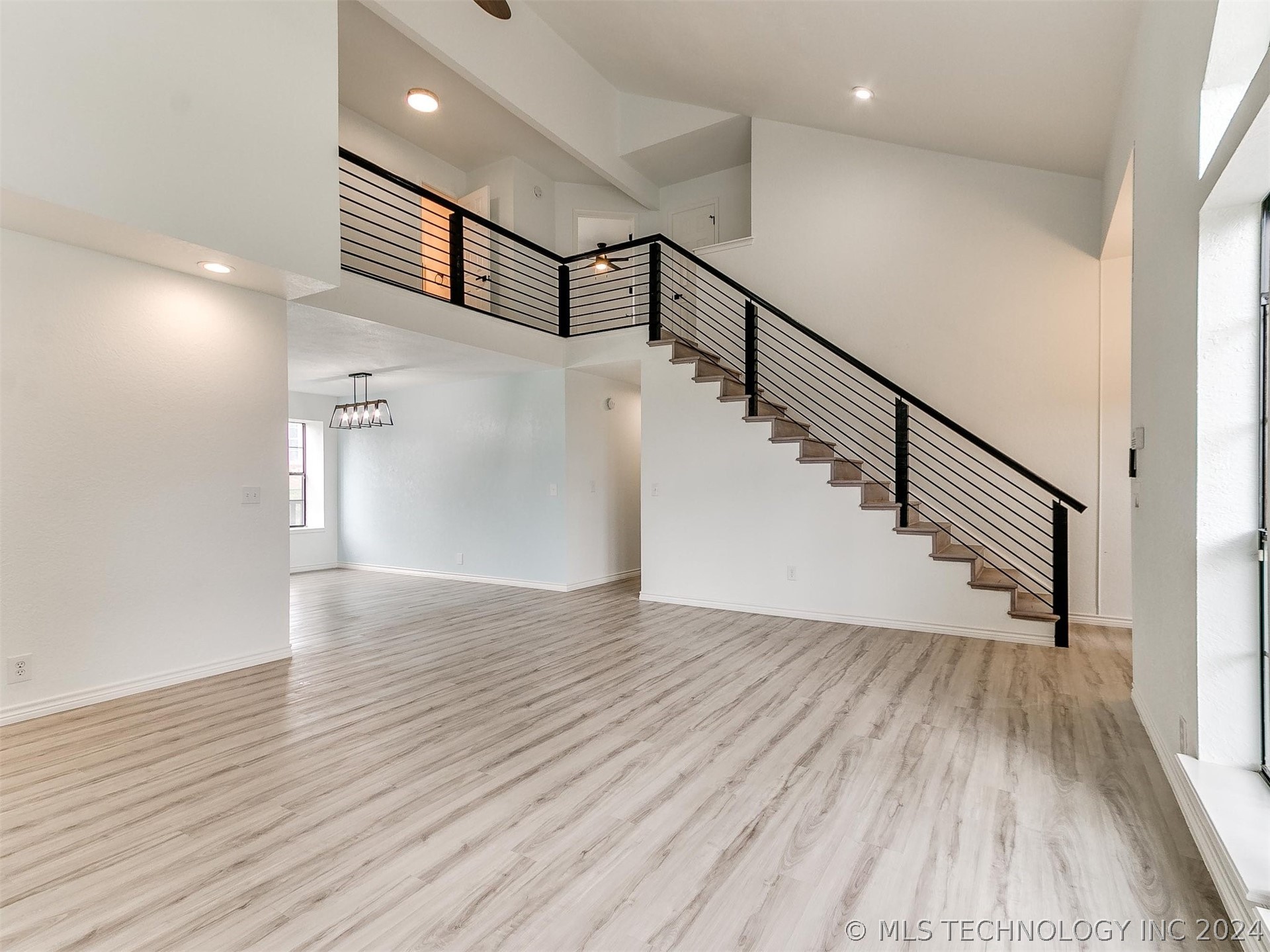3601 S Rolling Oaks Drive