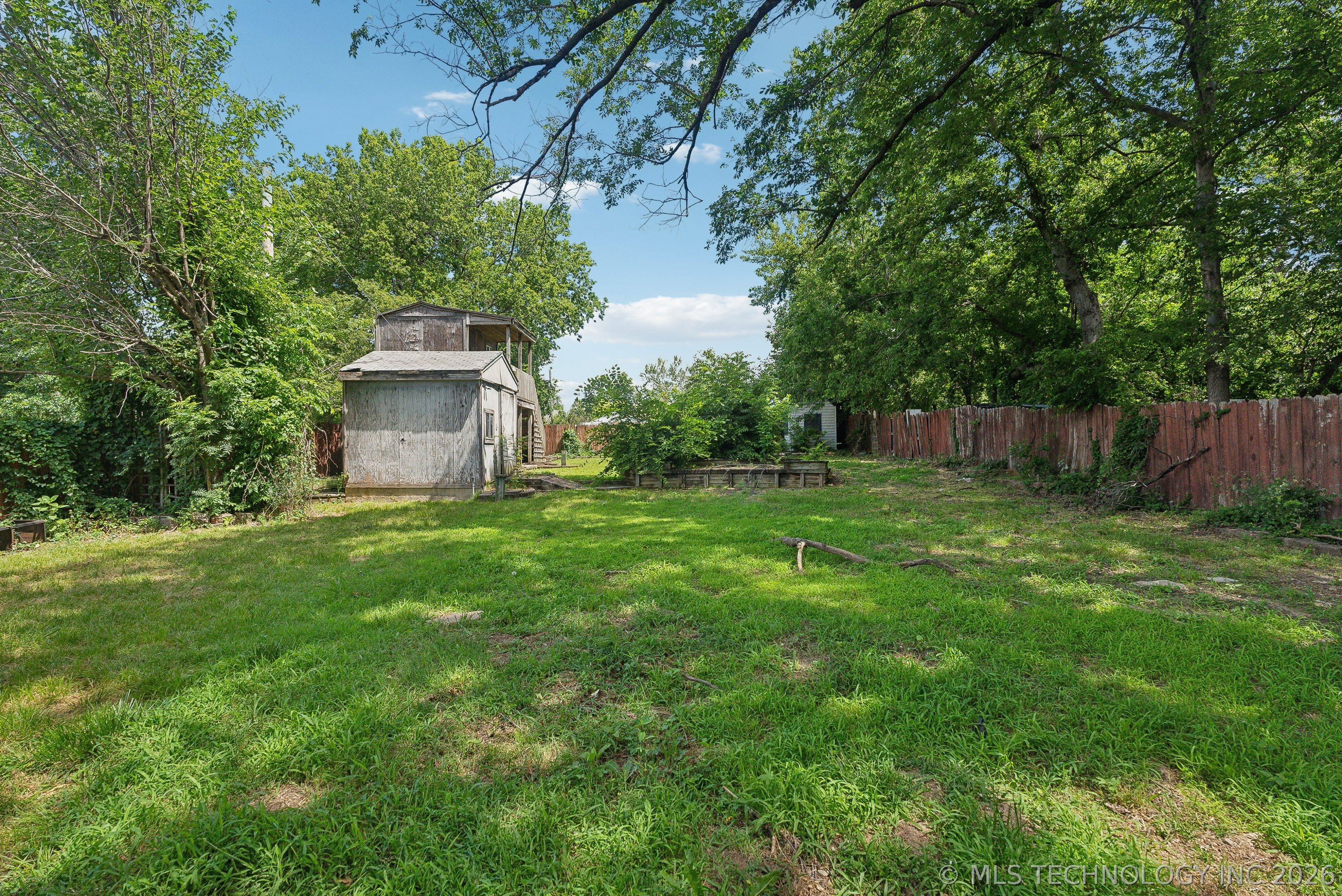 4629 E 14th Place