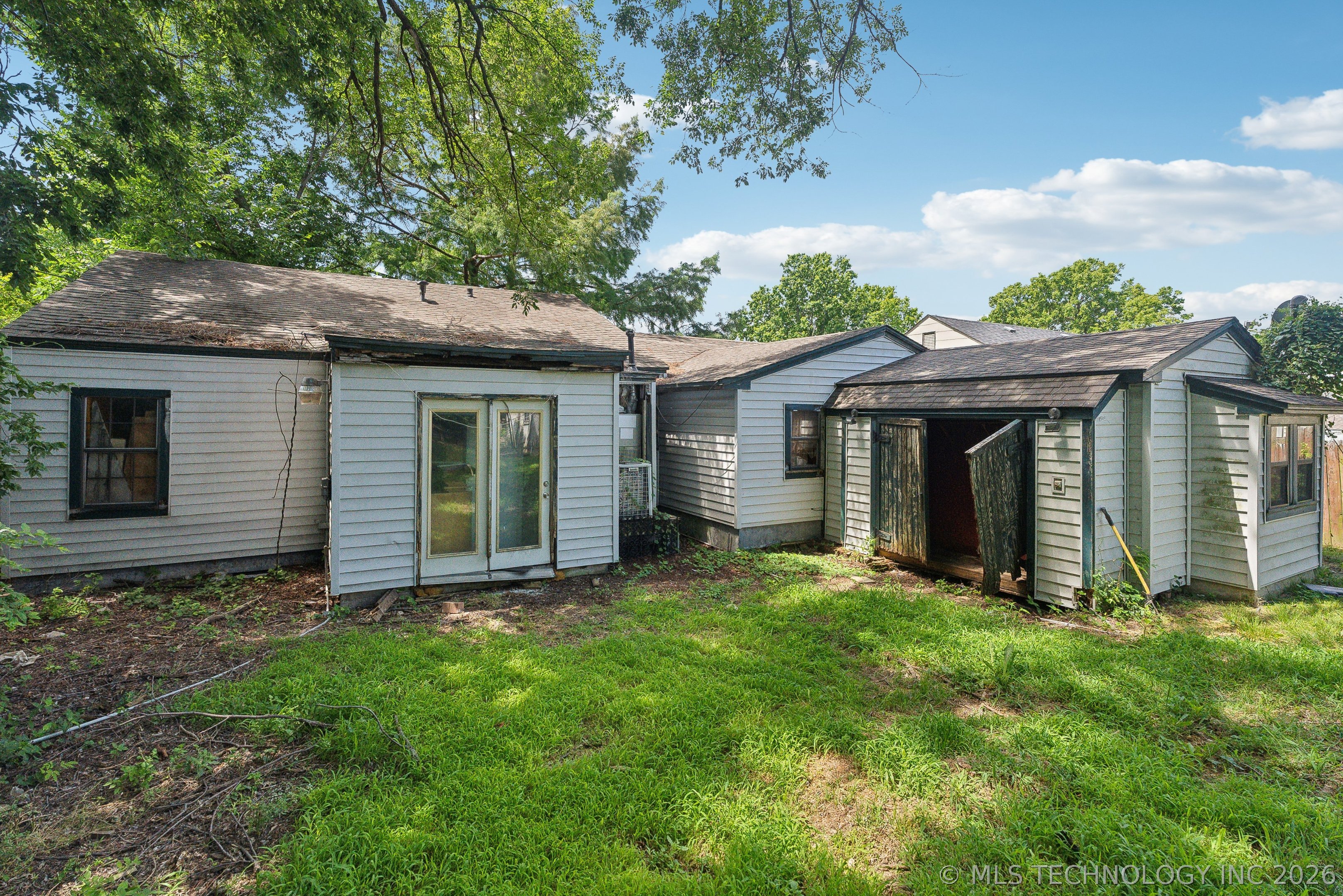4629 E 14th Place