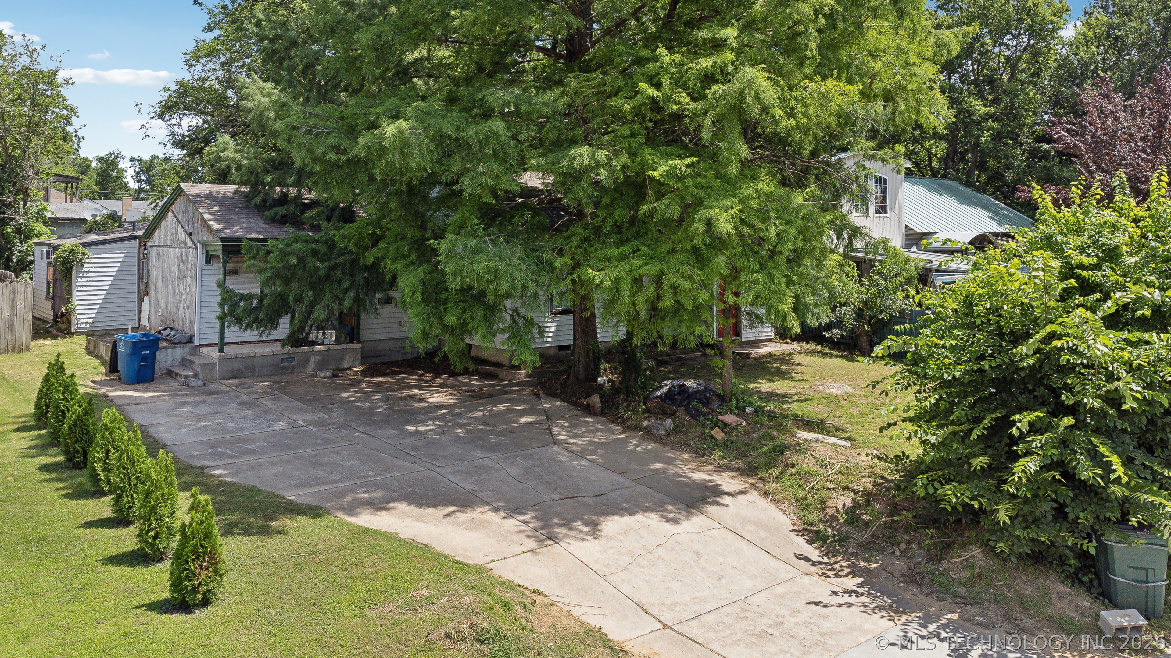 4629 E 14th Place