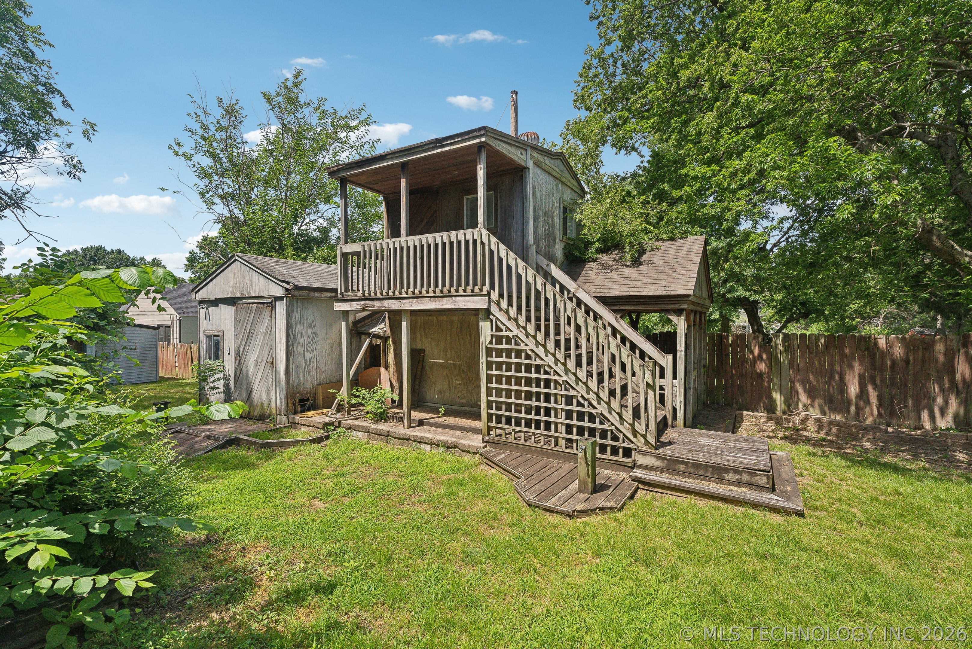 4629 E 14th Place