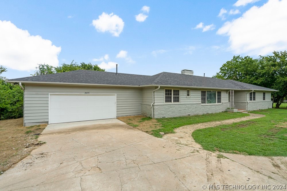 3655 N Louisville Avenue
