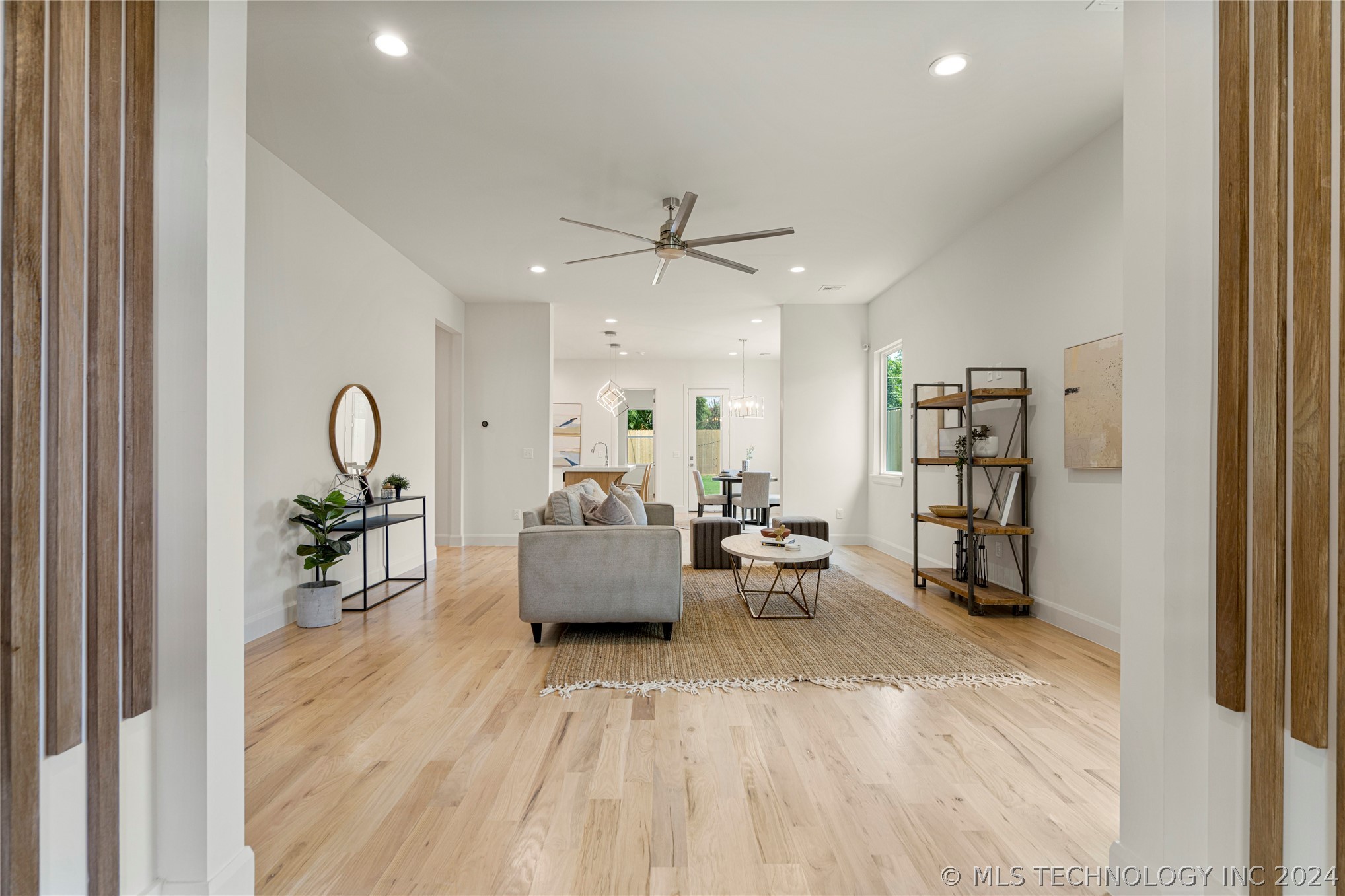 1501 N 1st Street