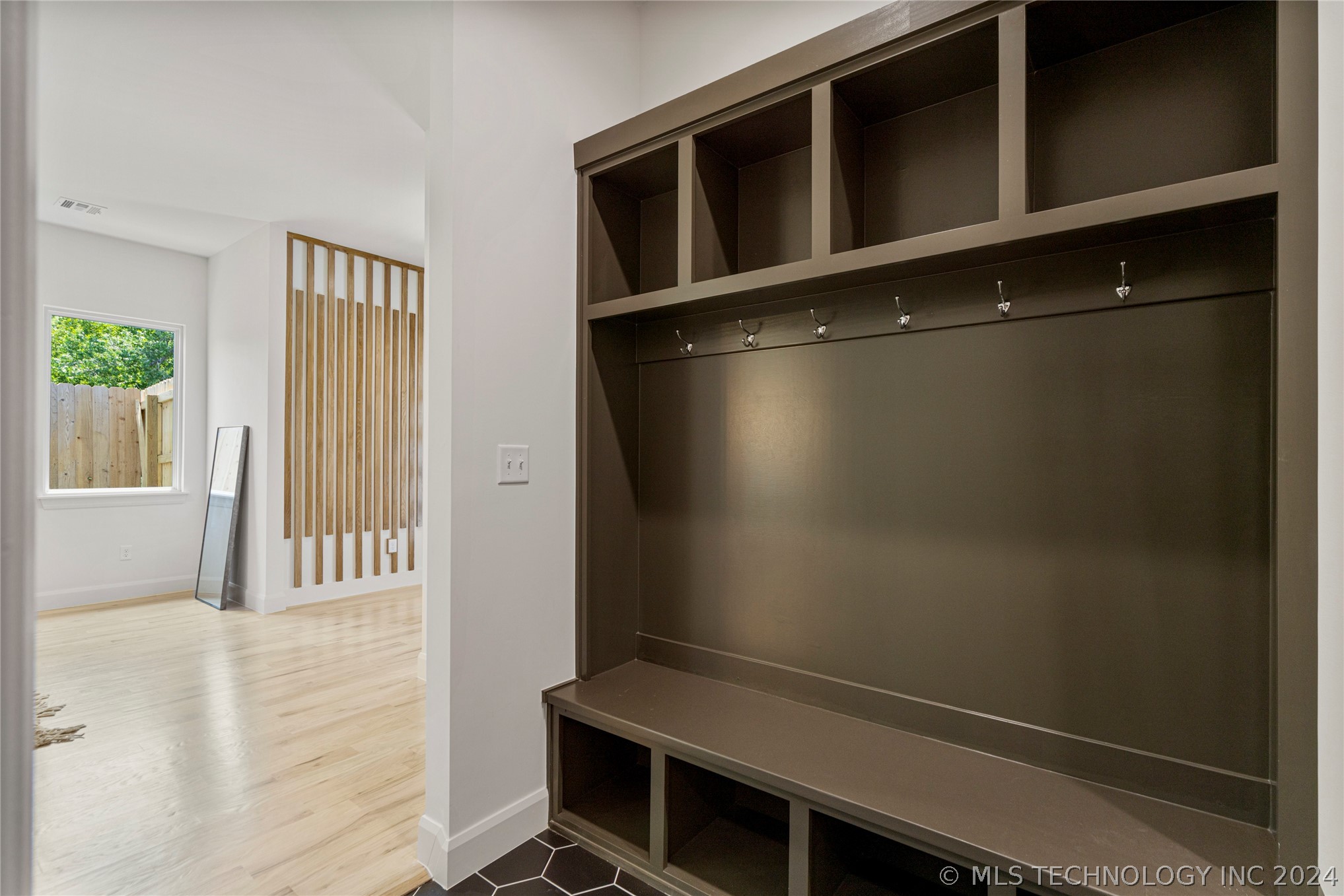 1501 N 1st Street