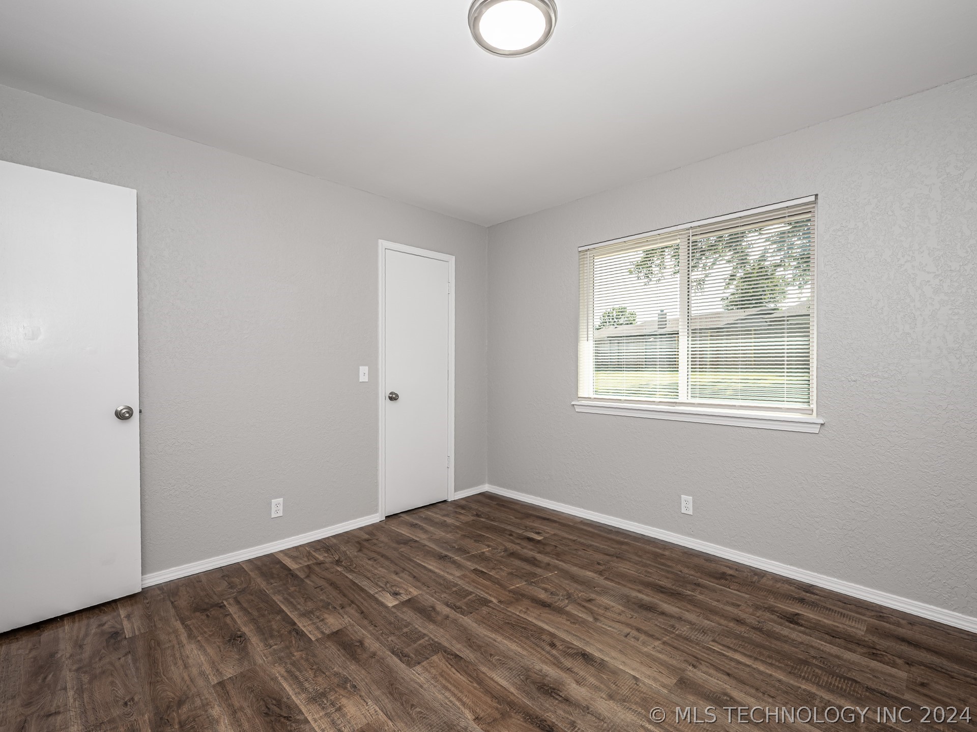 3212 S 140th East Avenue