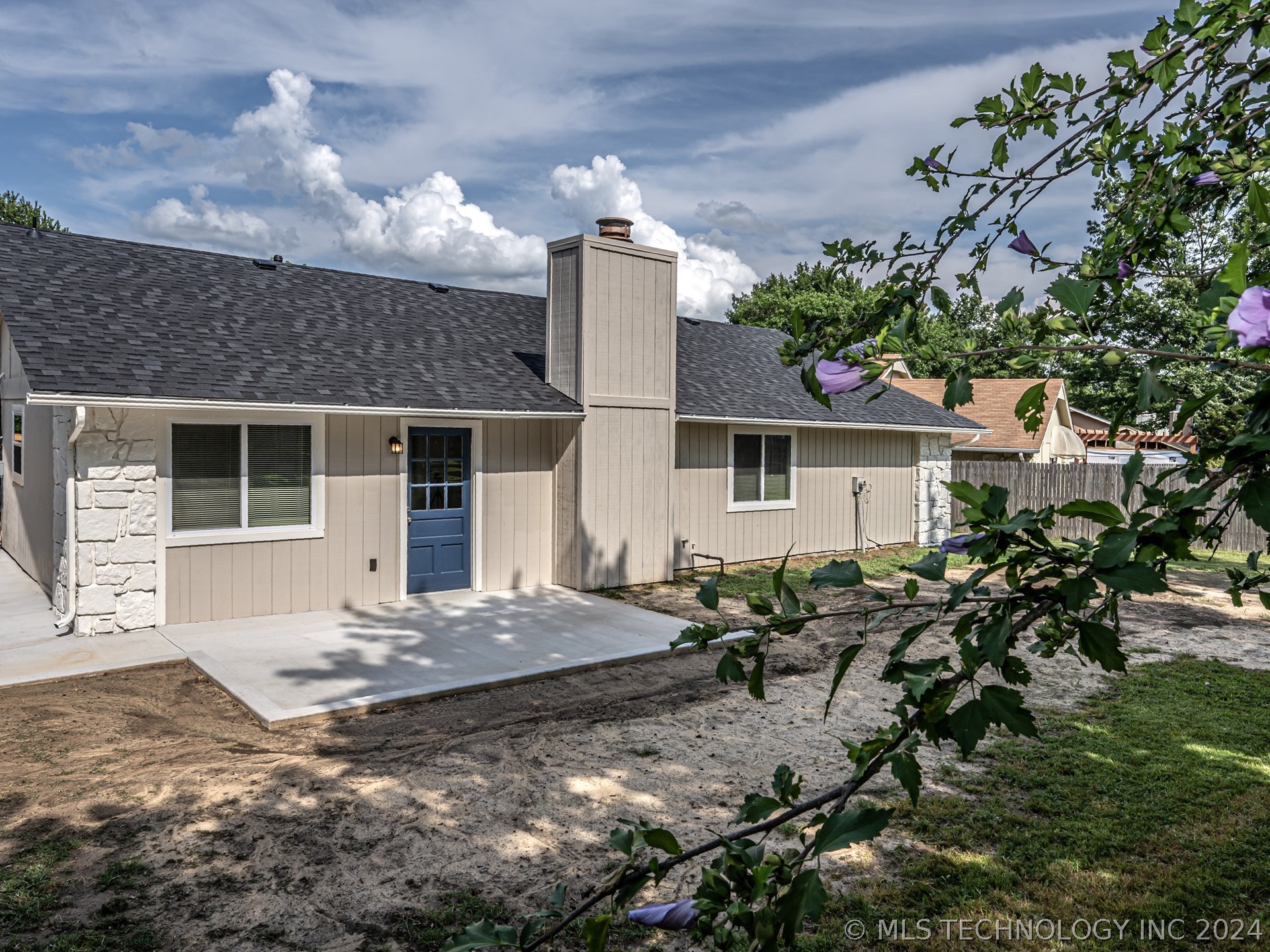 3212 S 140th East Avenue