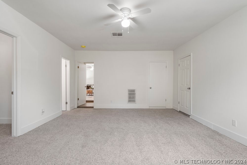 702 W Canton Street