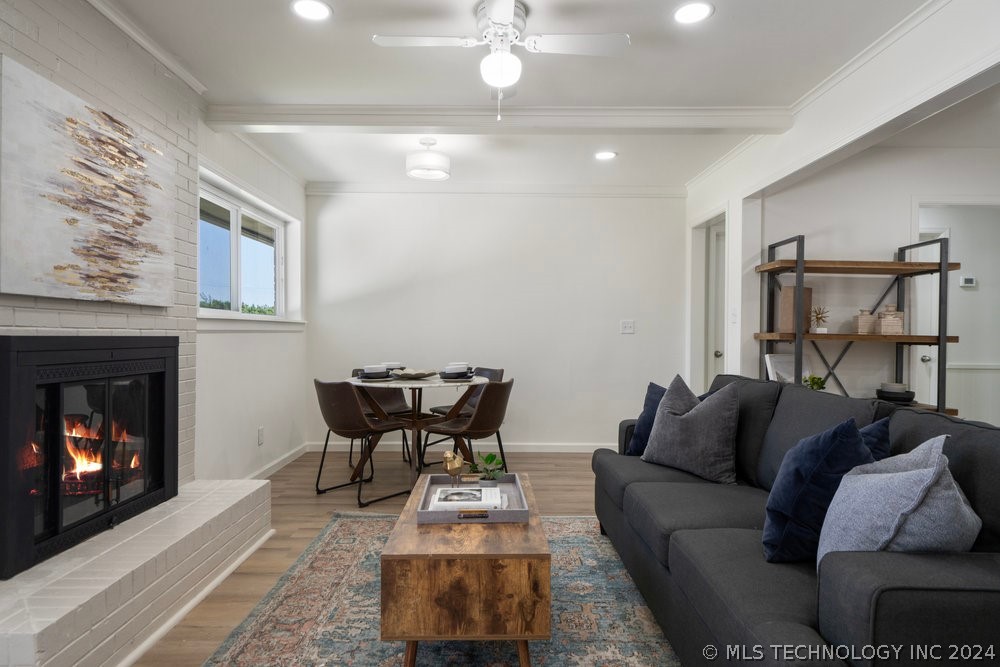 702 W Canton Street