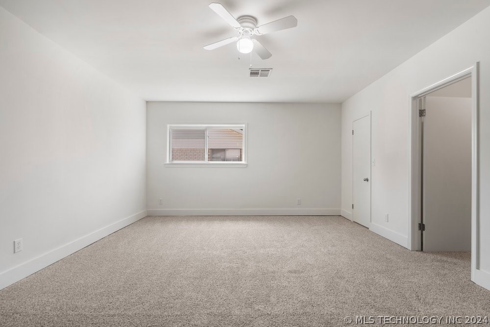 702 W Canton Street